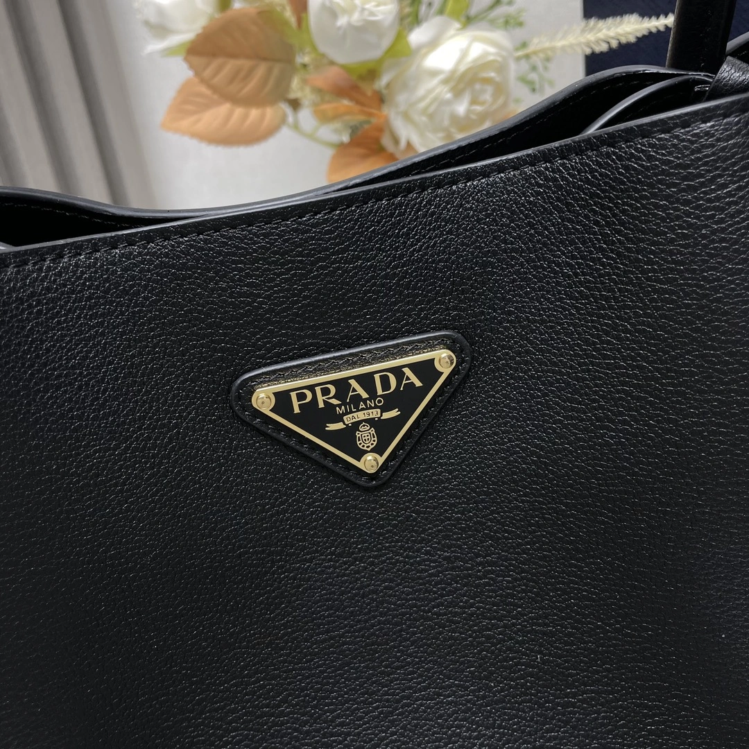 Prada Shopping Bags Unisex 71635