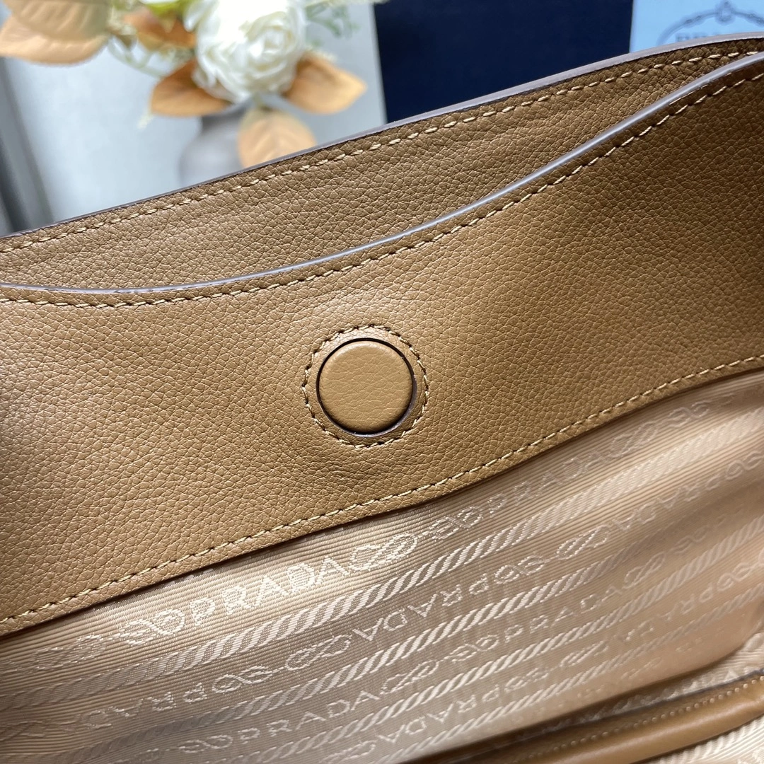 Prada Shopping Bags Popular 71640