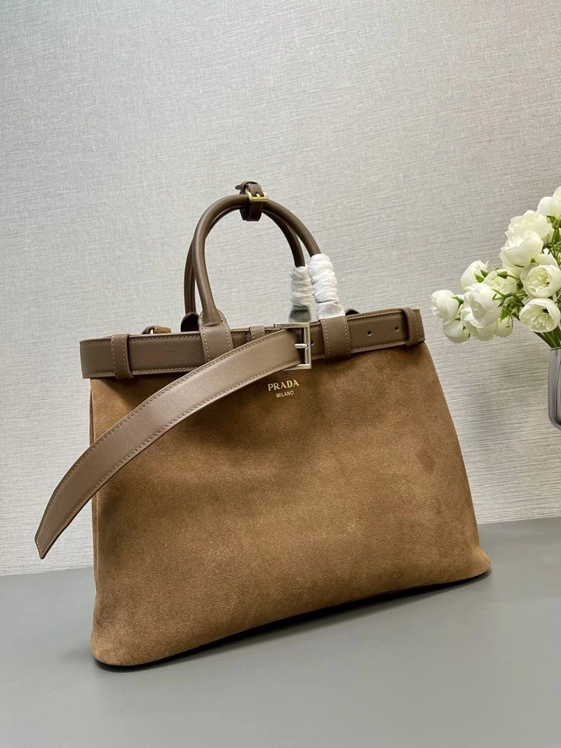 WellDesigned Prada Shopping Bags 66491