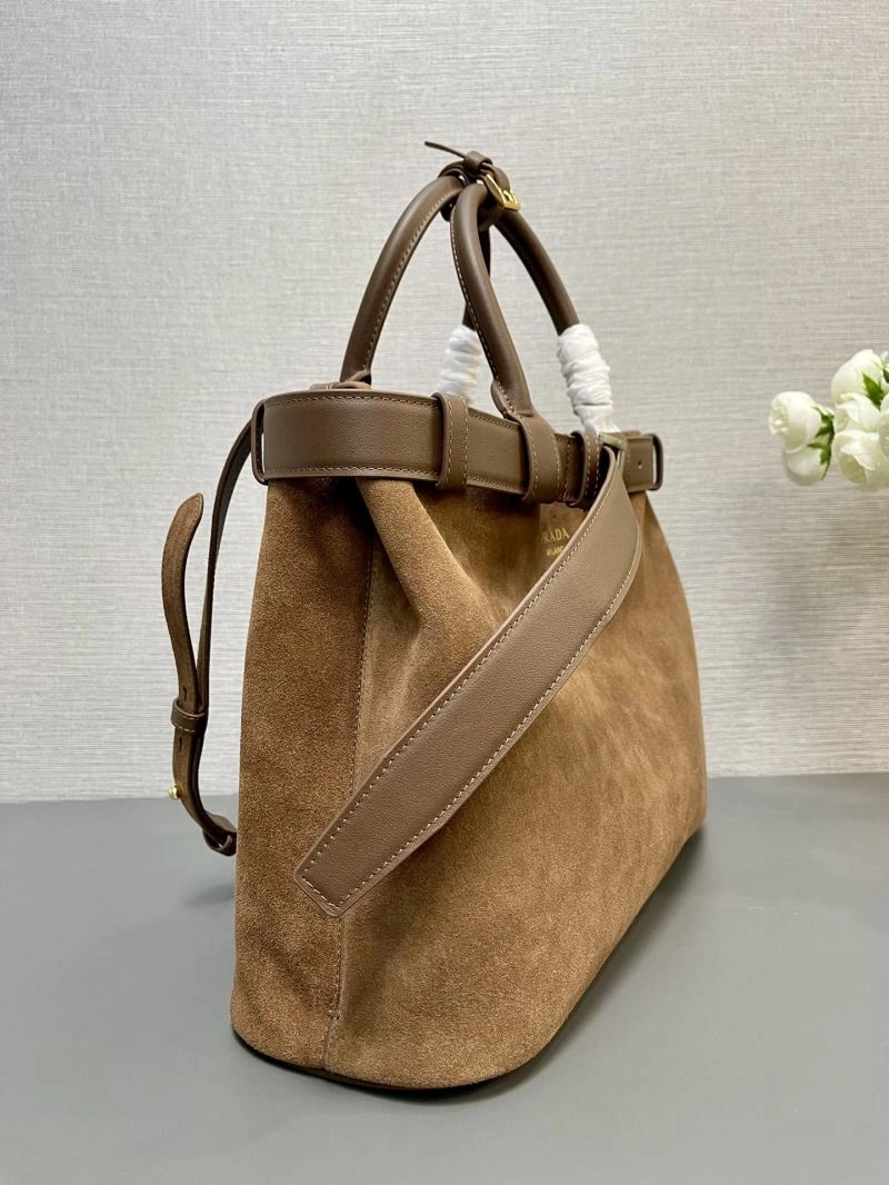 WellDesigned Prada Shopping Bags 66491
