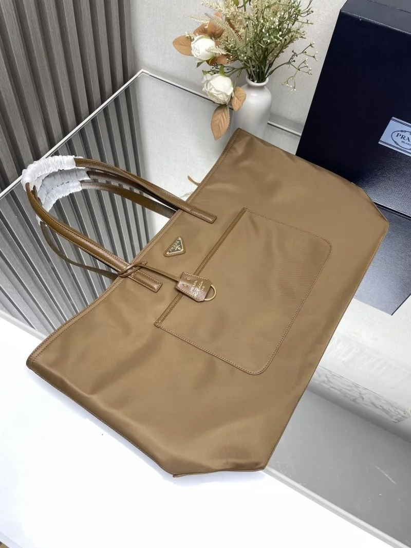 Prada Shopping Bags Effortless 45131
