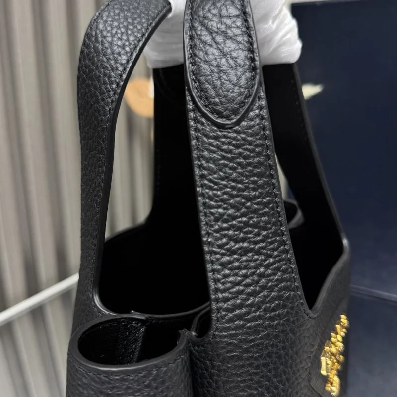 Trendy Prada Shopping Bags 45123
