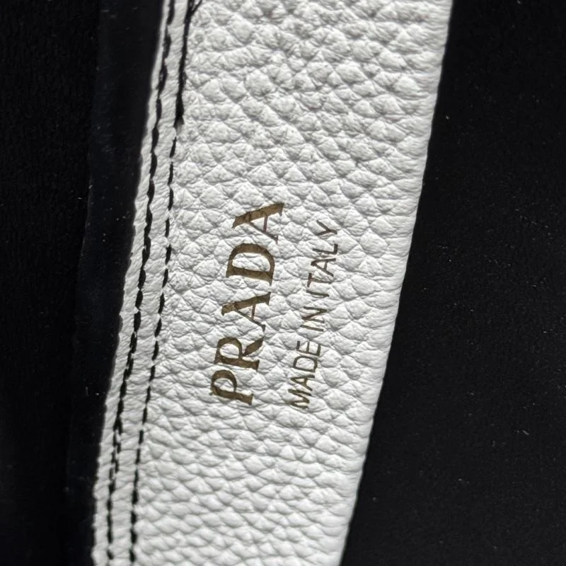 Prada Shopping Bags TravelReady 45117