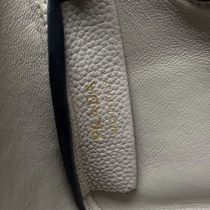 ComfortFit Prada Shopping Bags 45154