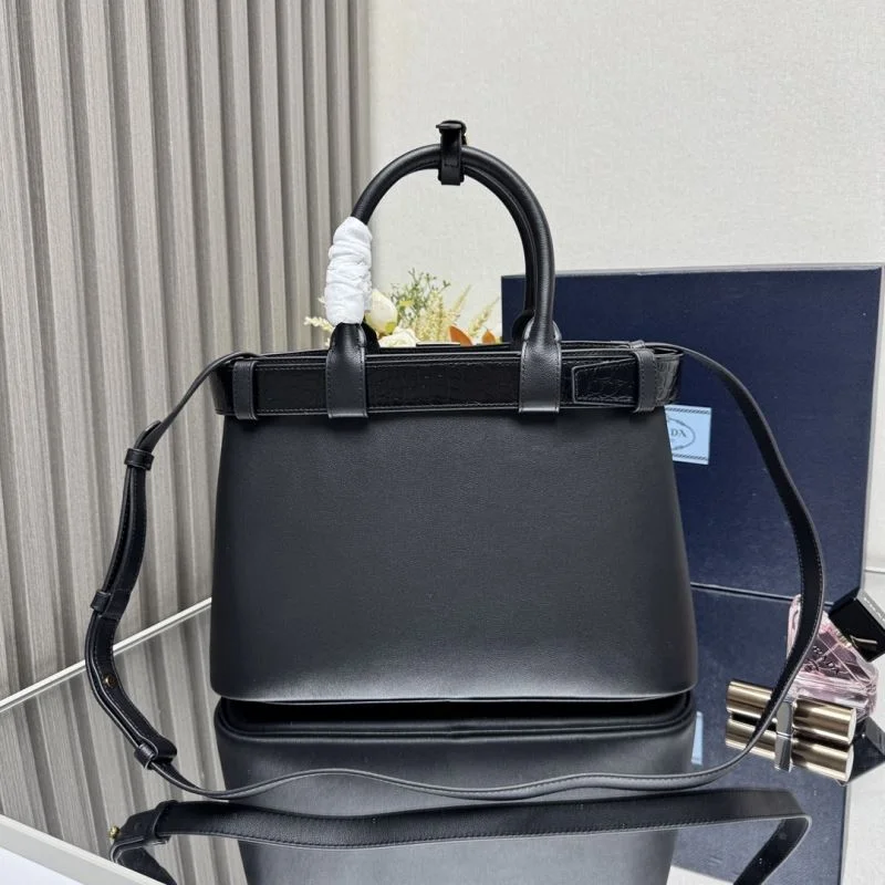 Prada Shopping Bags WellDesigned 45104