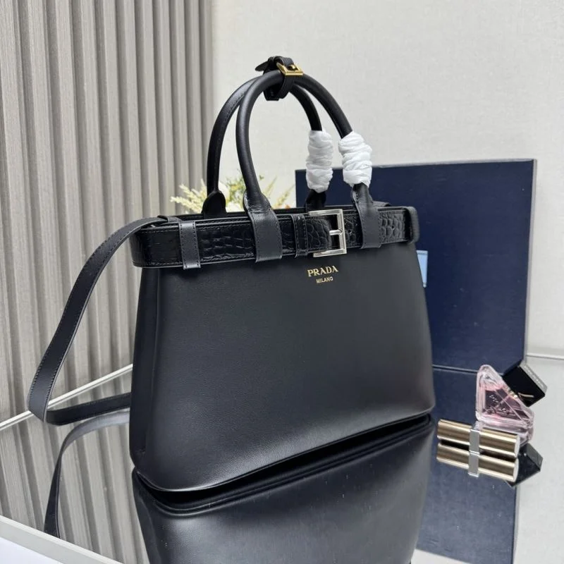 Prada Shopping Bags WellDesigned 45104