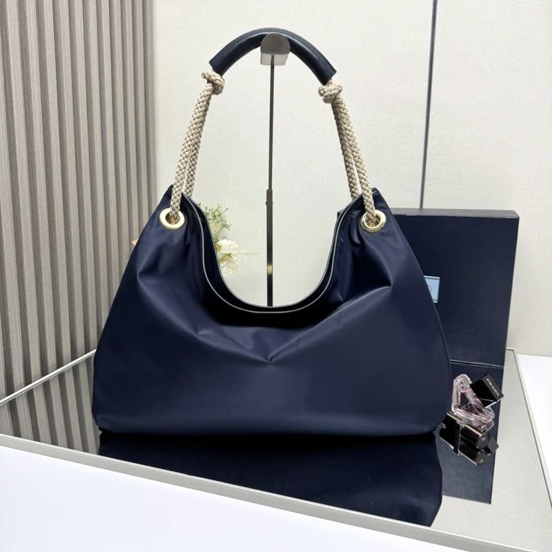 Prada Shopping Bags ModernLook 45155