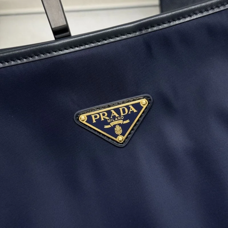 Prada Shopping Bags ModernLook 45155
