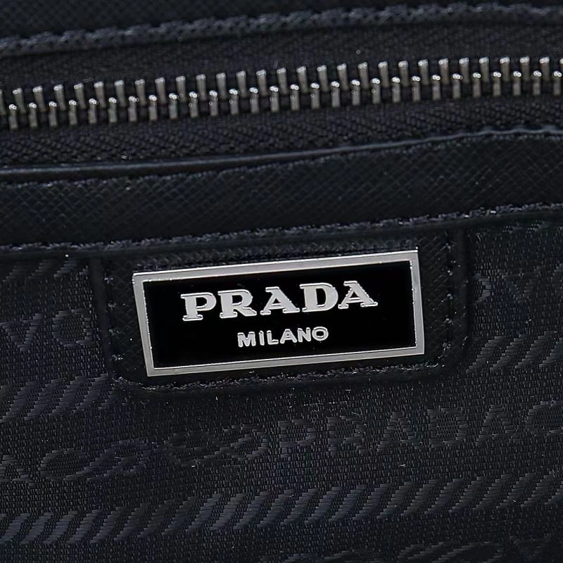 Trendsetting Prada Shopping Bags 85000
