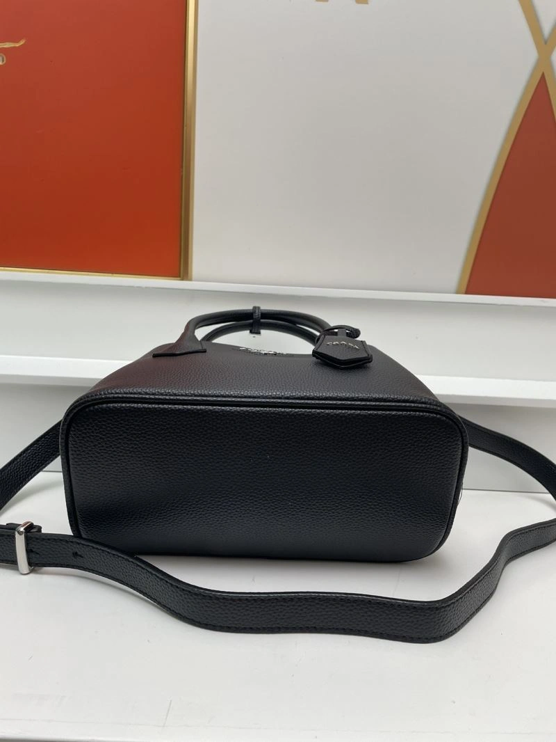 Functional Prada Shopping Bags 82723