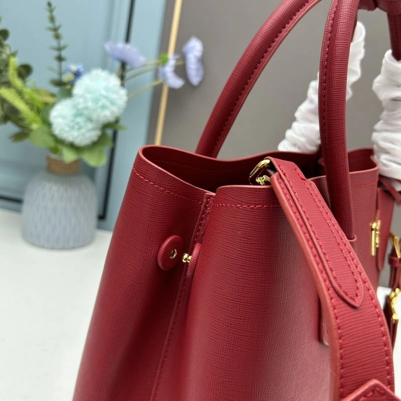 Prada Shopping Bags Effortless 82709