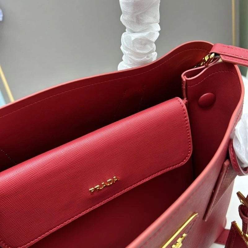 Prada Shopping Bags Effortless 82709