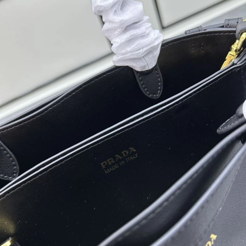 Seasonal Prada Shopping Bags 82708