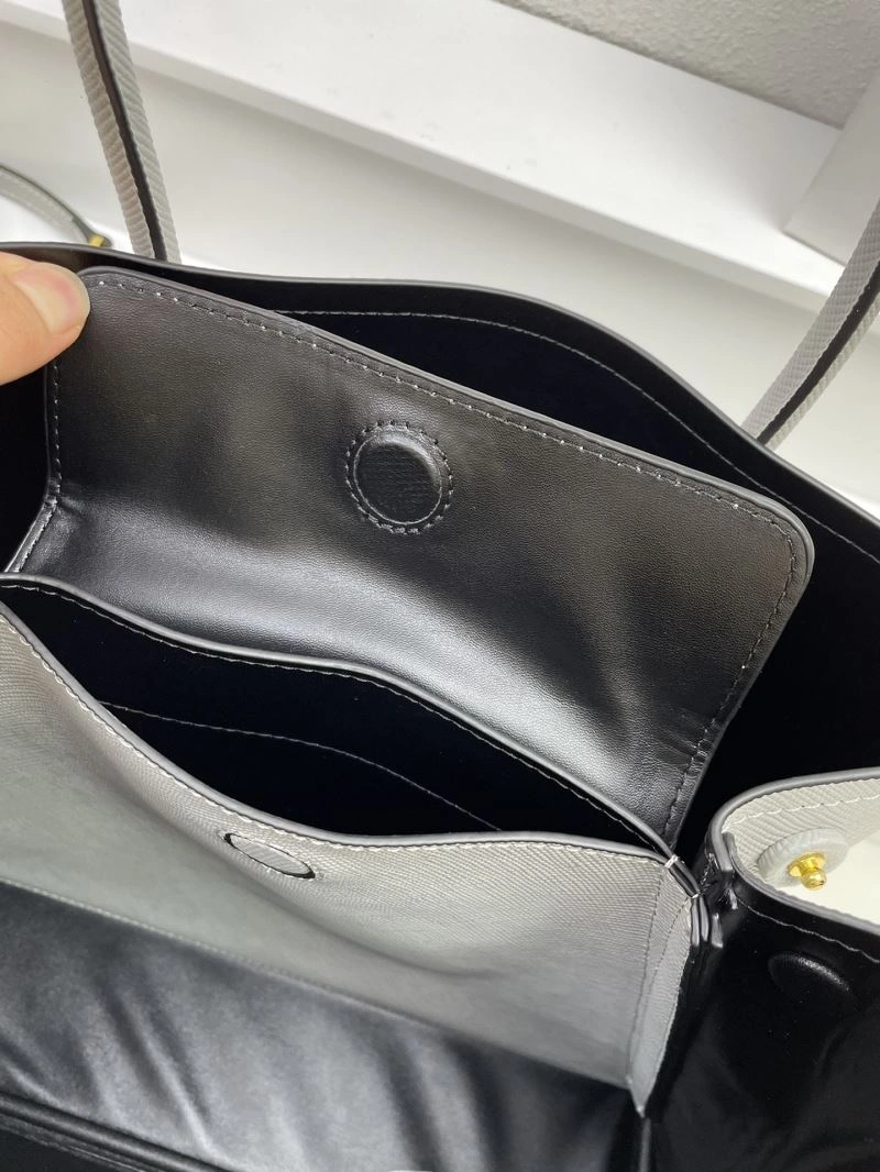 Prada Shopping Bags FashionForward 82720