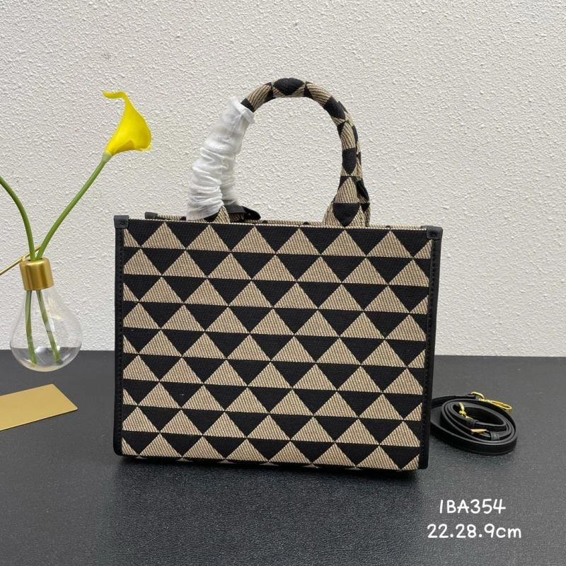Prada Shopping Bags Durable 82718