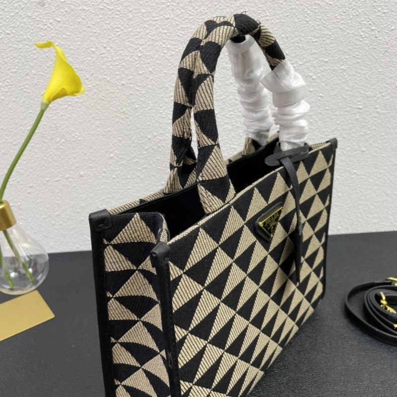 Prada Shopping Bags Durable 82718