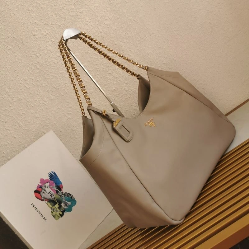 Prada Shopping Bags EasyMatch 74881
