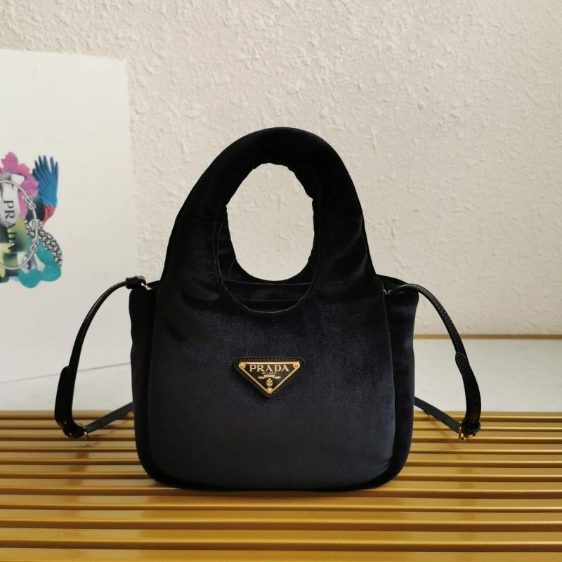 GoAnywhere Prada Shopping Bags 74820