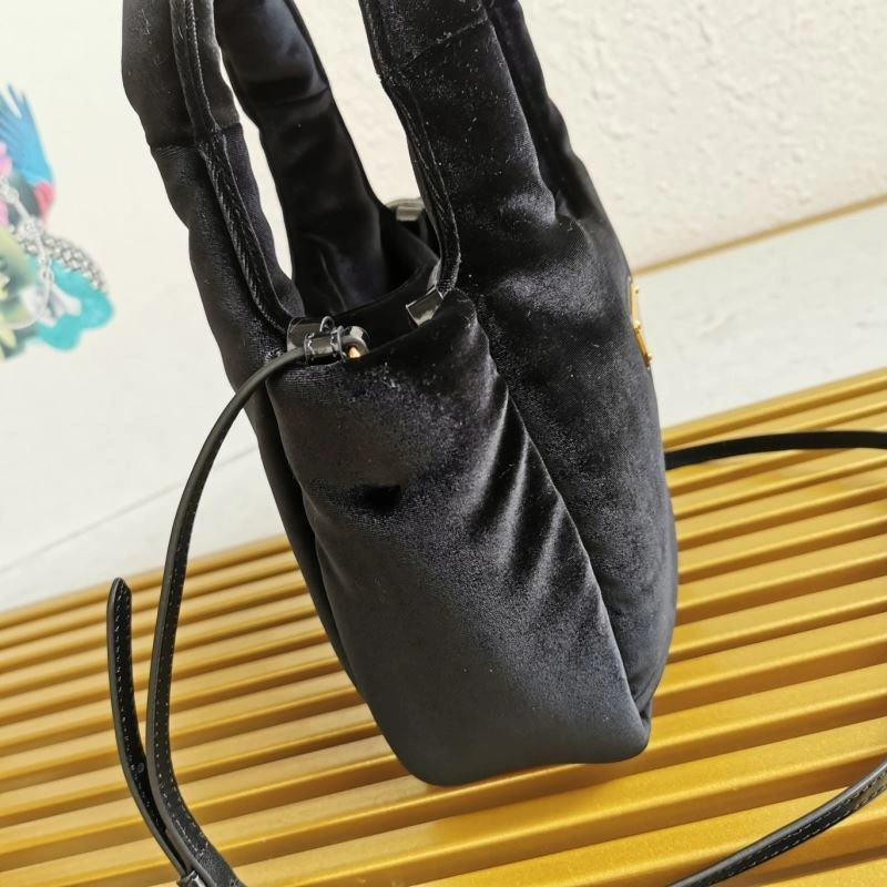 GoAnywhere Prada Shopping Bags 74820