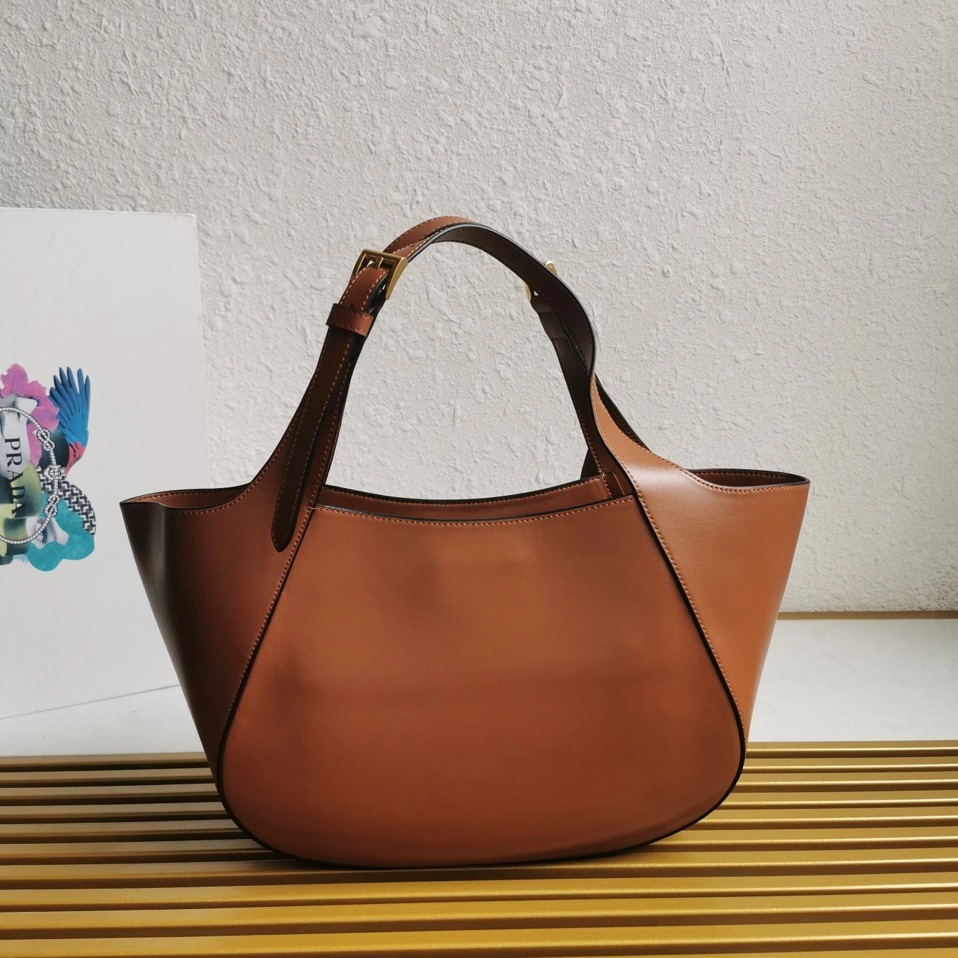 Prada Shopping Bags ModernLook 73611