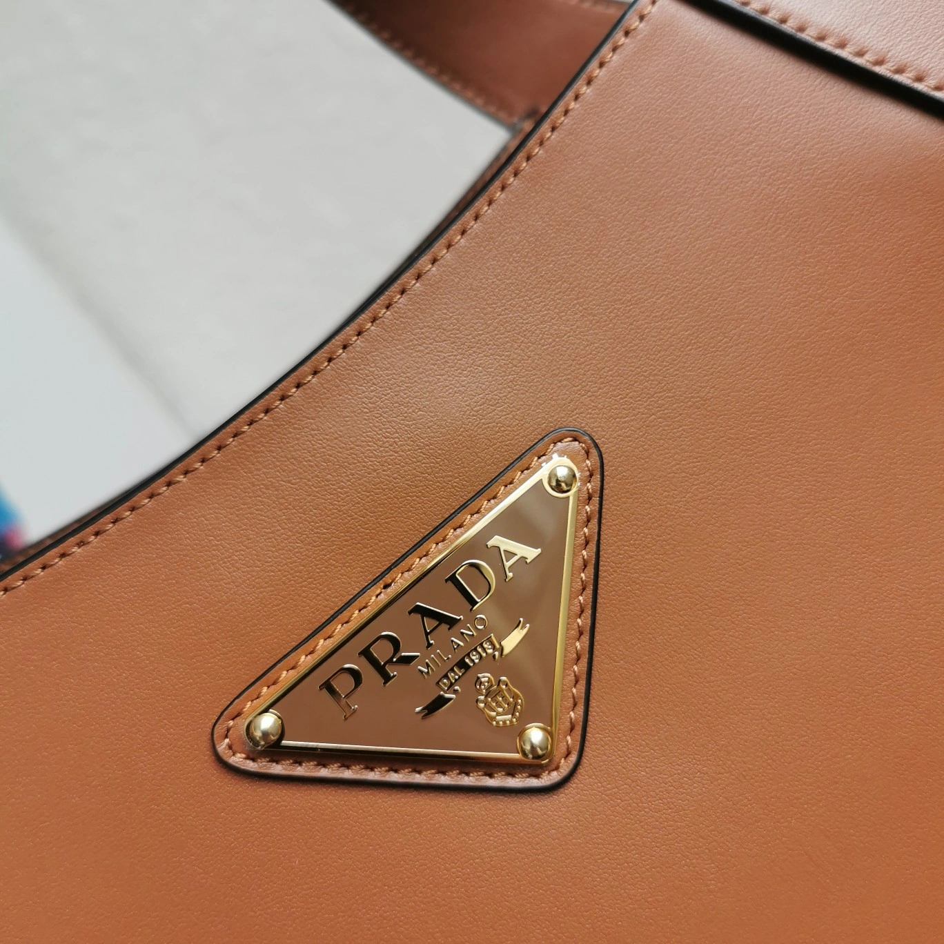Prada Shopping Bags ModernLook 73611