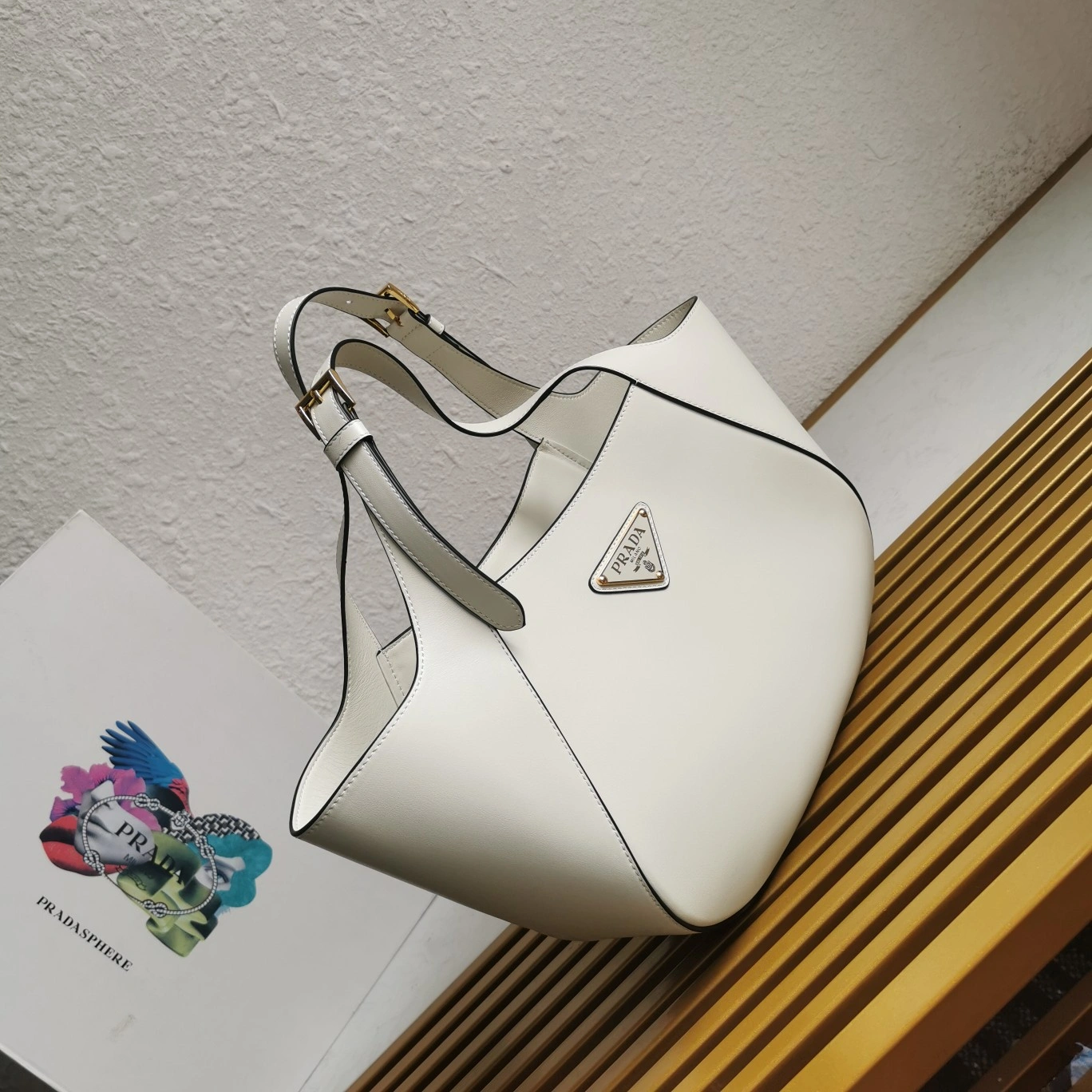 Prada Shopping Bags Seasonal 73600