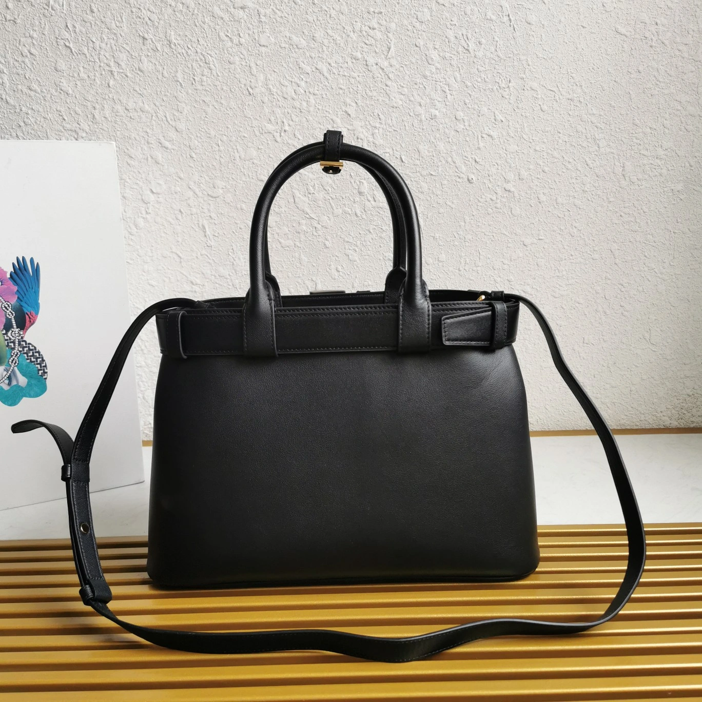 Youthful Prada Shopping Bags 73599