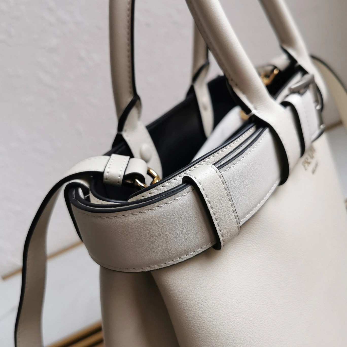 Prada Shopping Bags WrinkleFree 73598