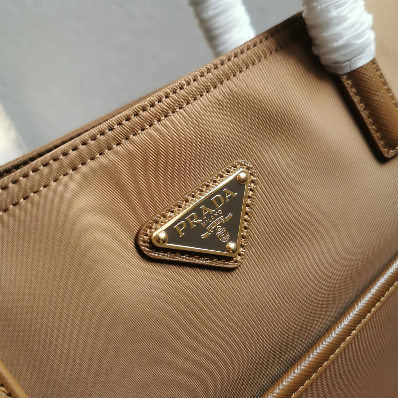 EyeCatching Prada Shopping Bags 73594