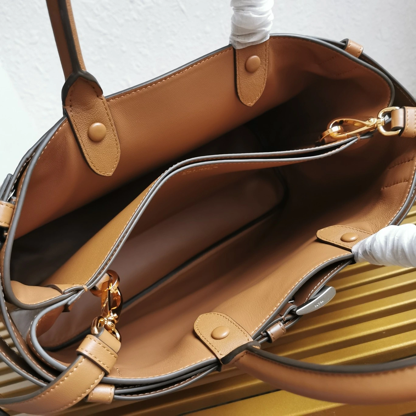 Flexible Prada Shopping Bags 73586