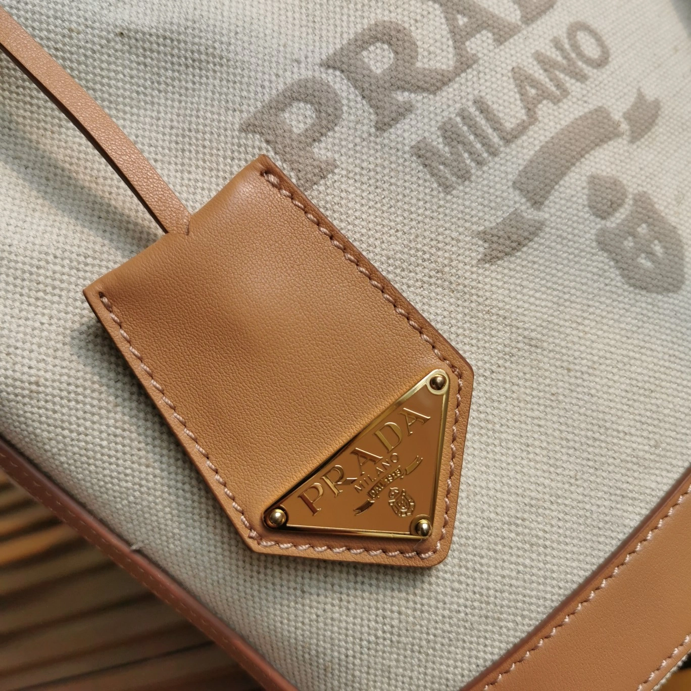 Prada Shopping Bags RelaxedFit 73609