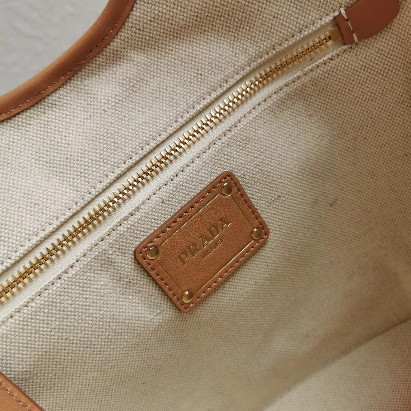 Sustainable Prada Shopping Bags 73590