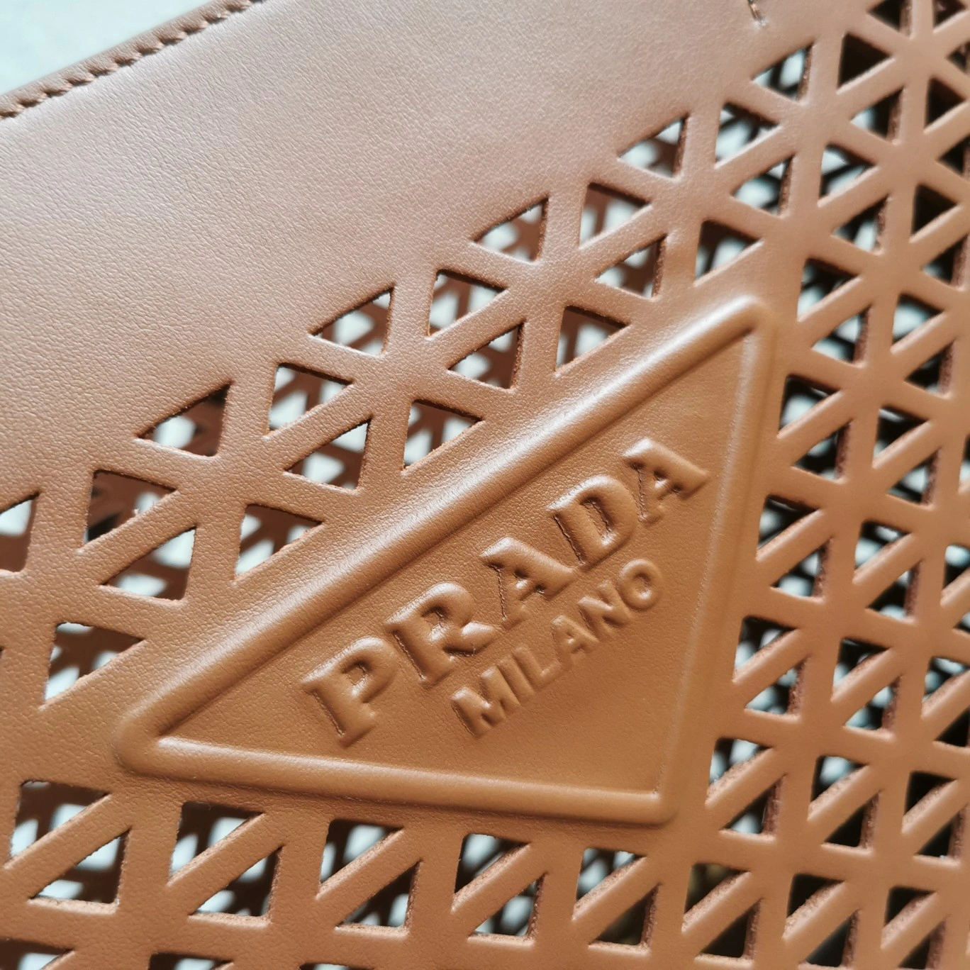 TechFriendly Prada Shopping Bags 71587