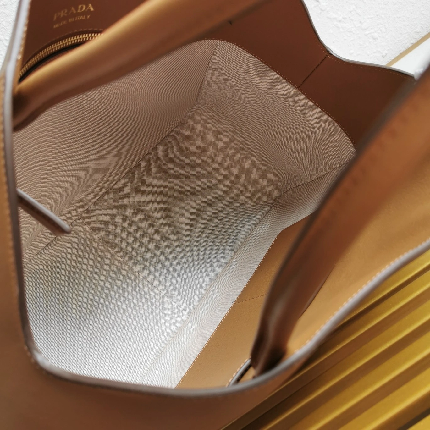 Prada Shopping Bags Casual 71560