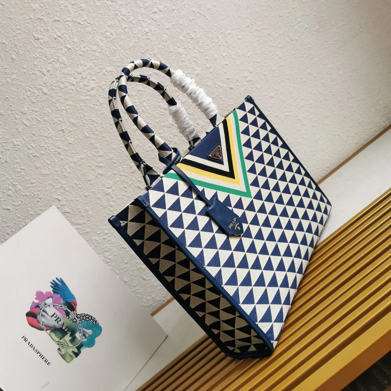 Prada Shopping Bags WellDesigned 71552