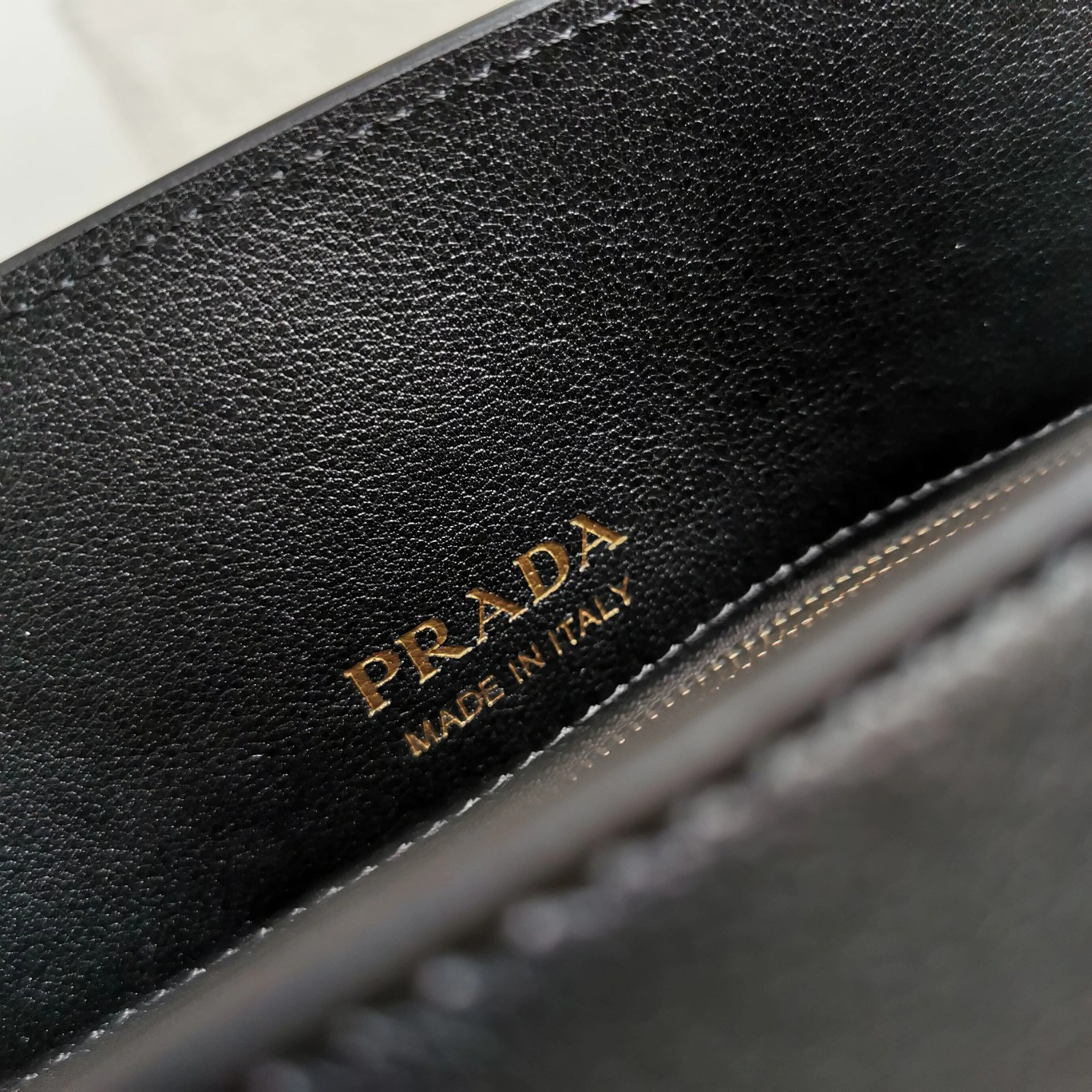 Prada Shopping Bags Contemporary 71539