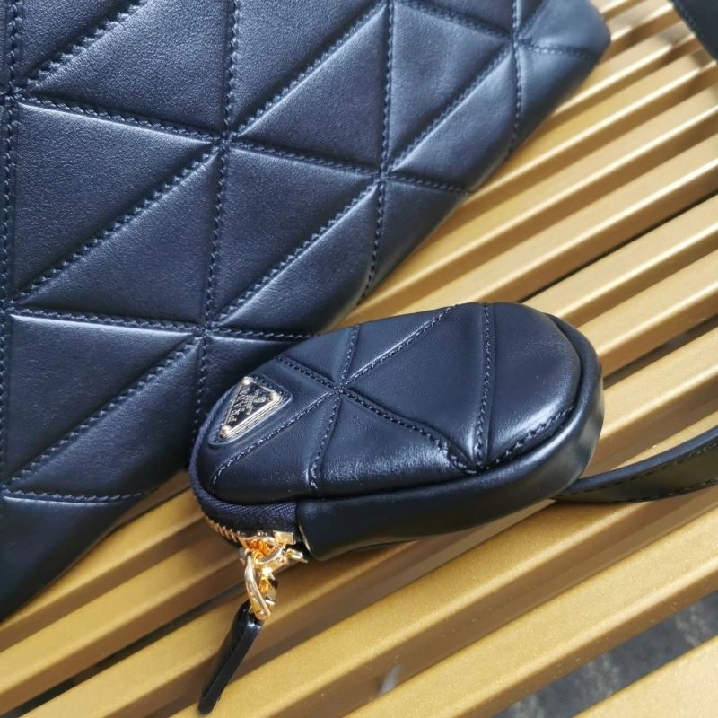 Prada Shopping Bags EyeCatching 66419