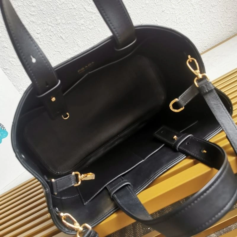 Prada Shopping Bags EyeCatching 66419