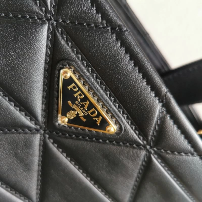 Prada Shopping Bags Lightweight 66454