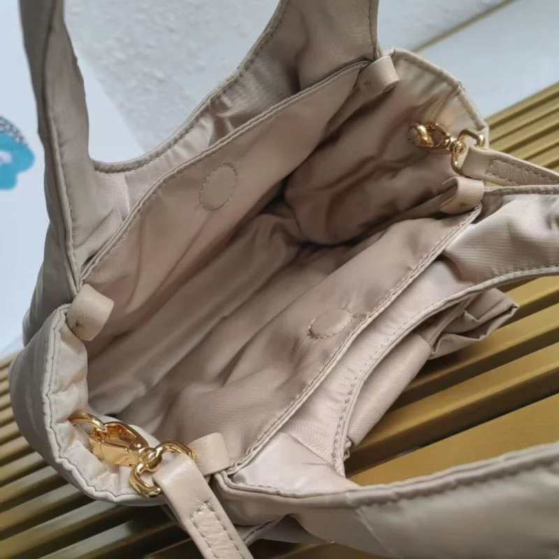UrbanChic Prada Shopping Bags 44980