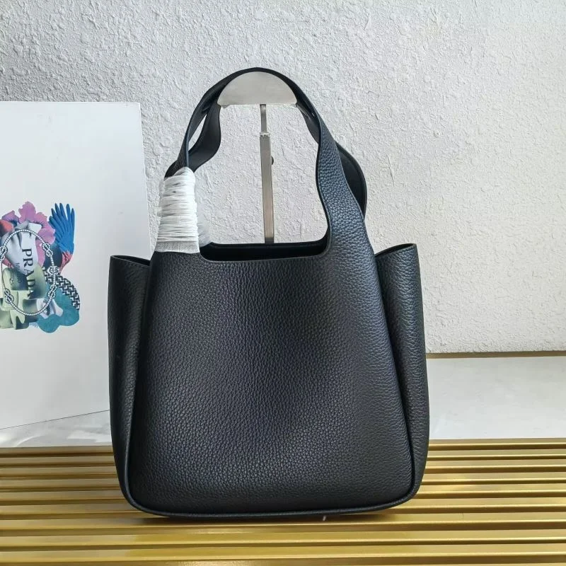 Casual Prada Shopping Bags 44978