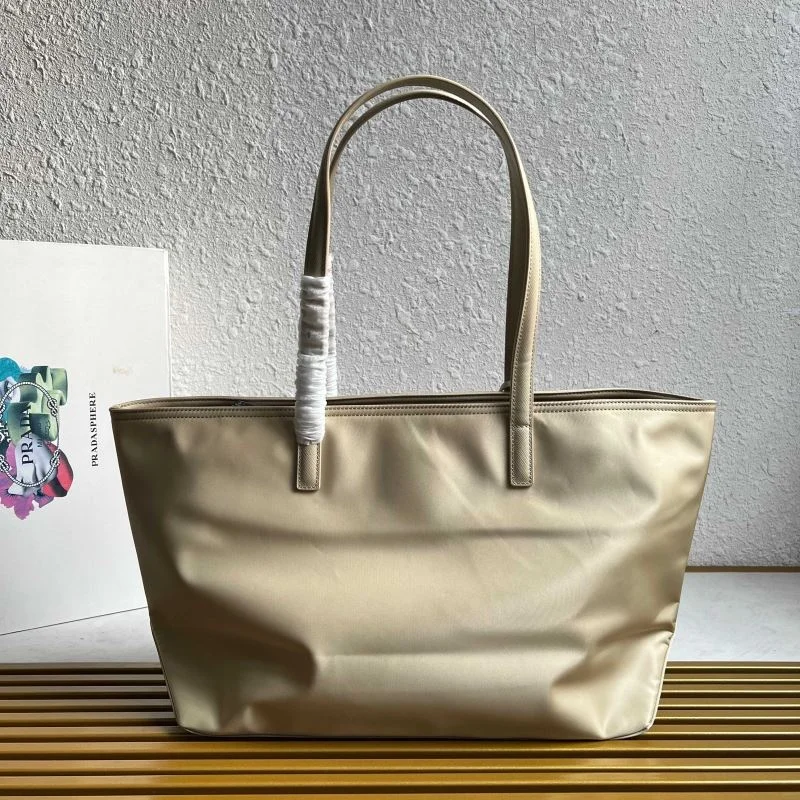 Prada Shopping Bags EyeCatching 44970