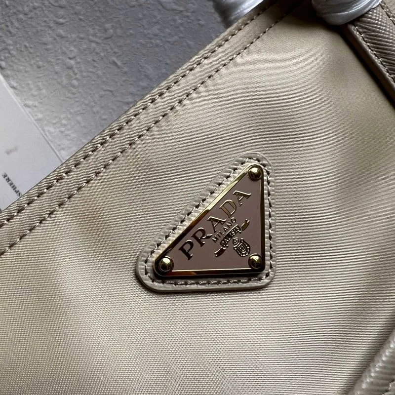 Prada Shopping Bags EyeCatching 44970