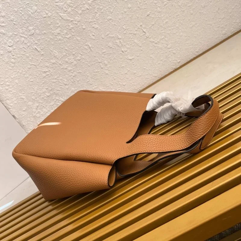 Sustainable Prada Shopping Bags 44966
