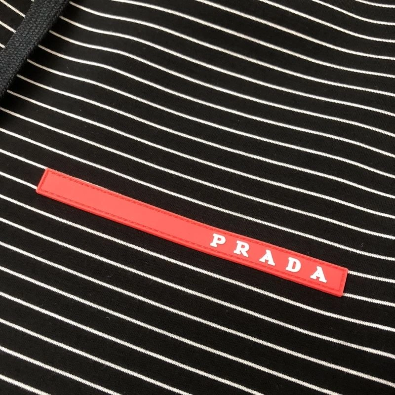 MoistureWicking Prada Short Pants 171554