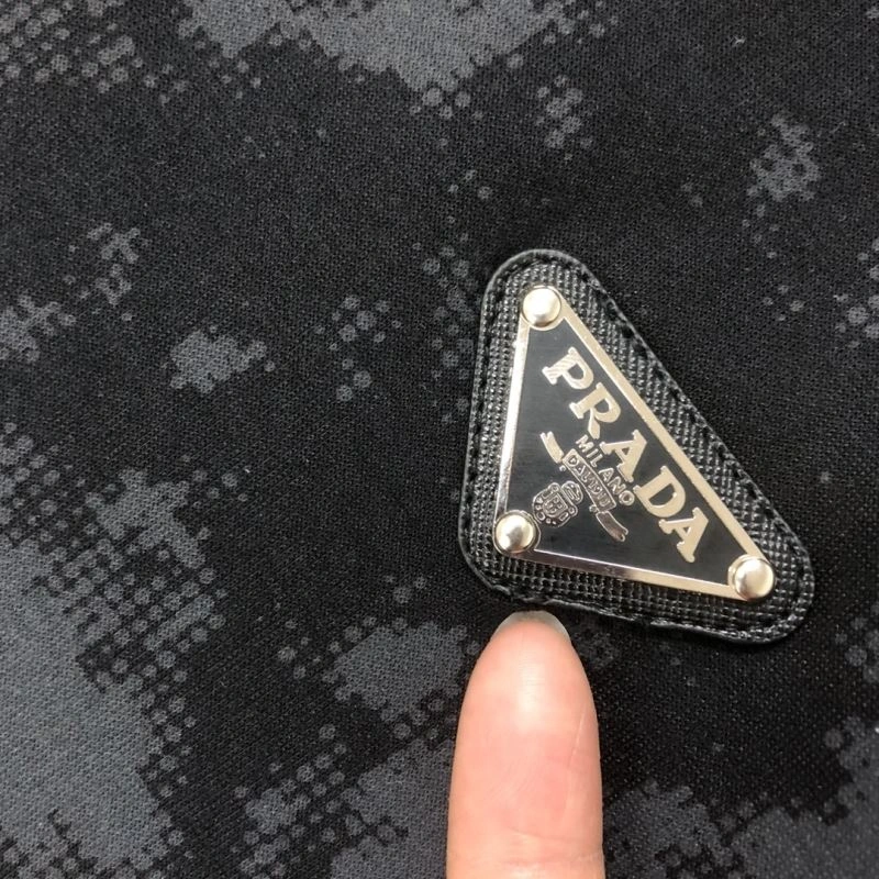Prada Short Pants Reliable 171605