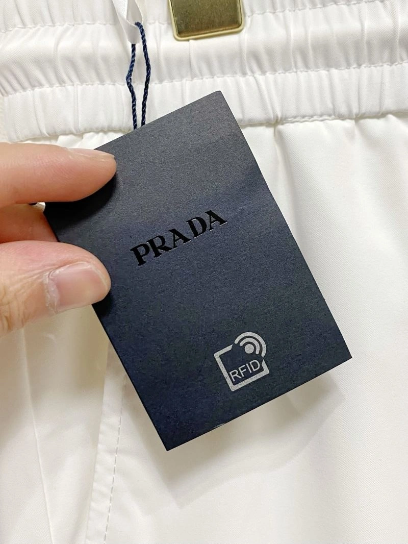 Contemporary Prada Short Pants 170819