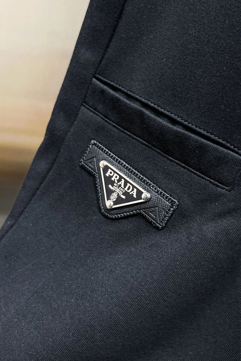 Neat Prada Short Pants 170826