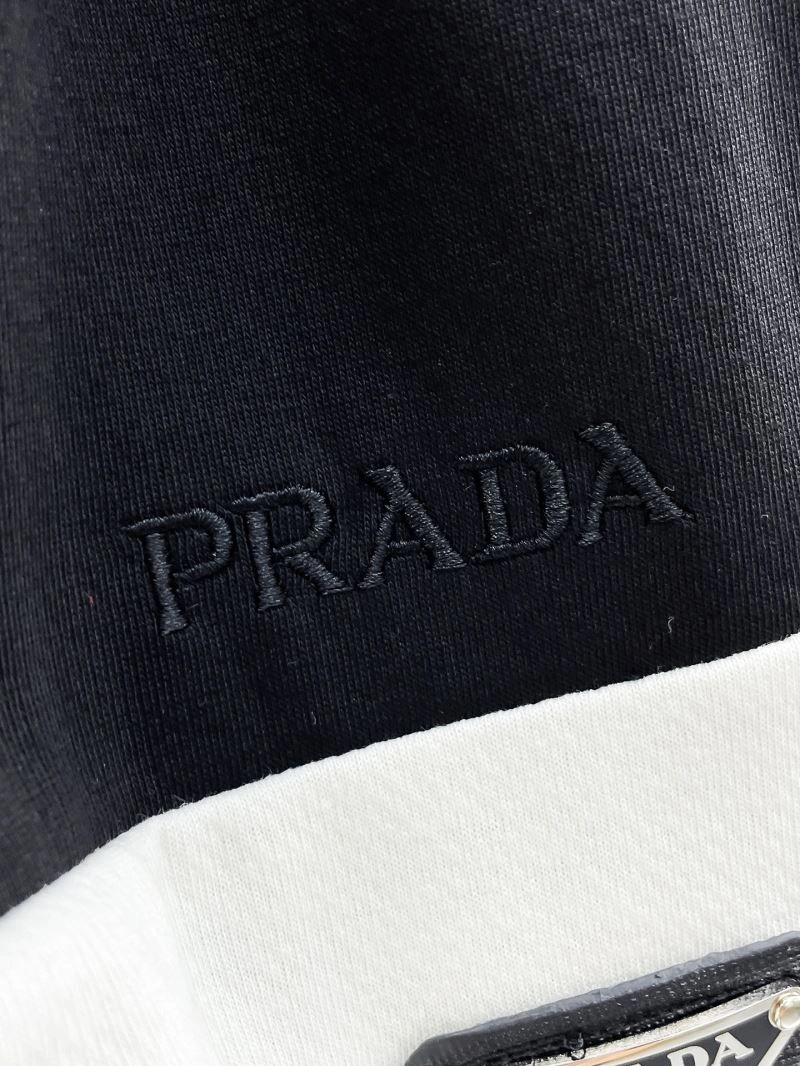 GoodFit Prada Short Pants 170787
