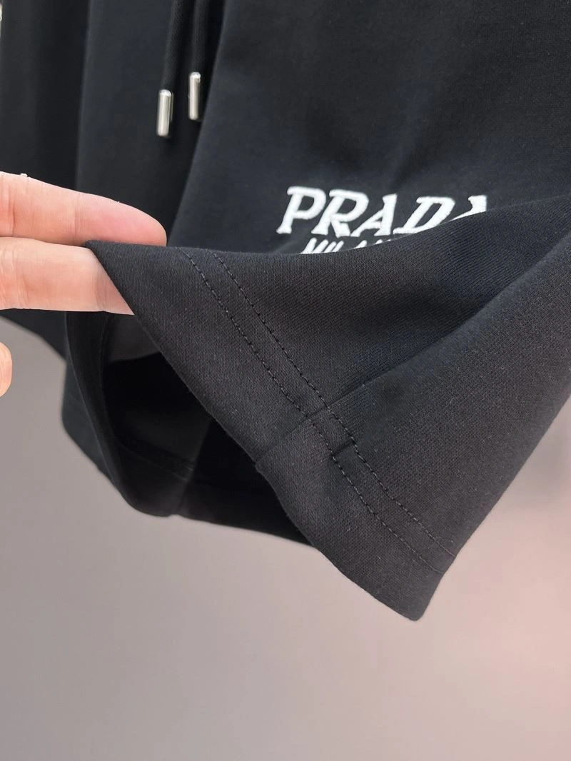 Elegant Prada Short Pants 170823